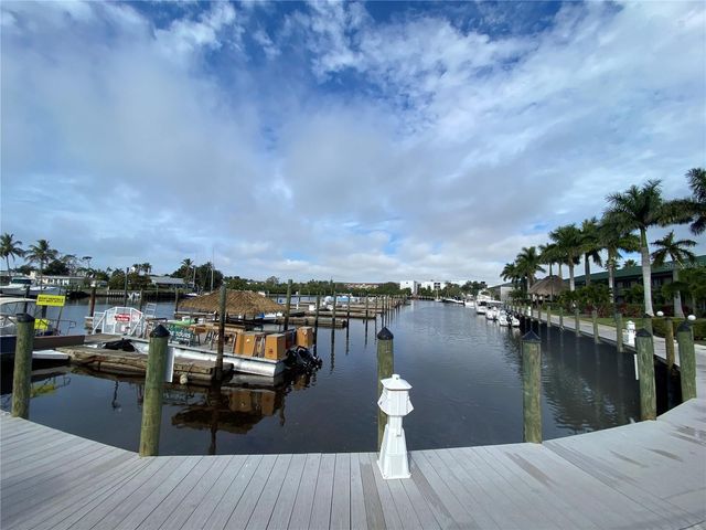 7150 N TAMIAMI TRAIL S523, Sarasota, FL 34243