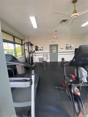 7150 N TAMIAMI TRAIL S523, Sarasota, FL 34243