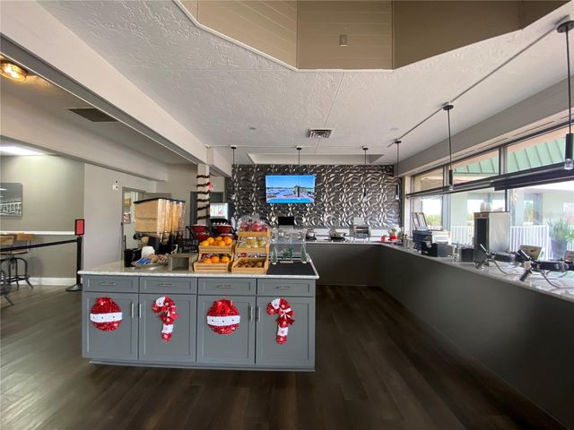 7150 N TAMIAMI TRAIL S523, Sarasota, FL 34243