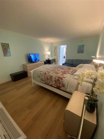 7150 N TAMIAMI TRAIL S523, Sarasota, FL 34243