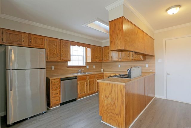 121 Silverbrook Drive, Sherwood, AR 72120