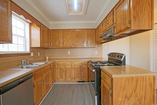 121 Silverbrook Drive, Sherwood, AR 72120