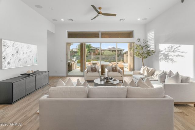 13288 W GOLDEN PUMA Trail, Peoria, AZ 85383