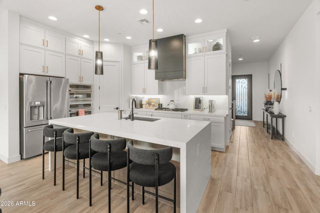 13288 W GOLDEN PUMA Trail, Peoria, AZ 85383