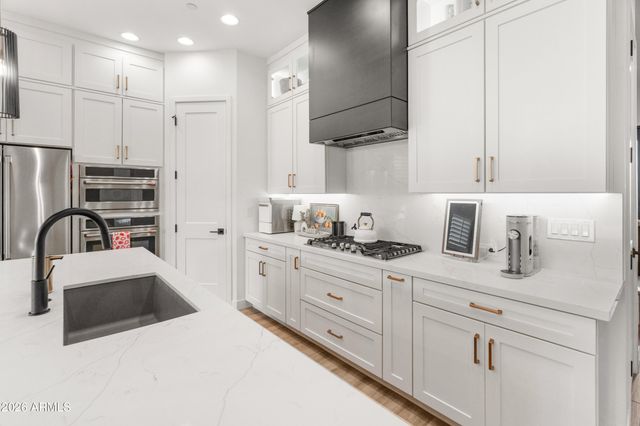 13288 W GOLDEN PUMA Trail, Peoria, AZ 85383