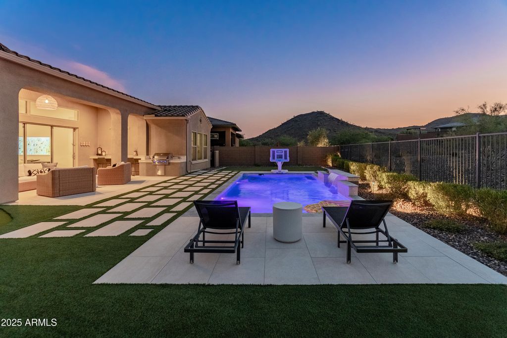 13288 W GOLDEN PUMA Trail, Peoria, AZ 85383