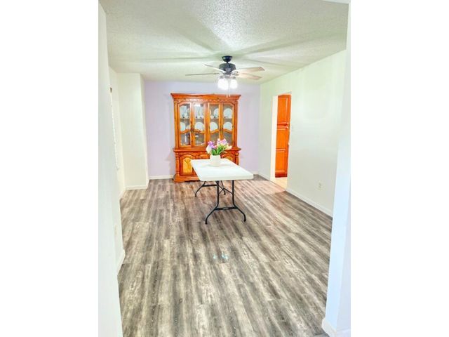 4604 Oak Valley Drive, Orange, TX 77632