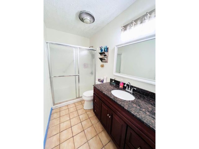 4604 Oak Valley Drive, Orange, TX 77632