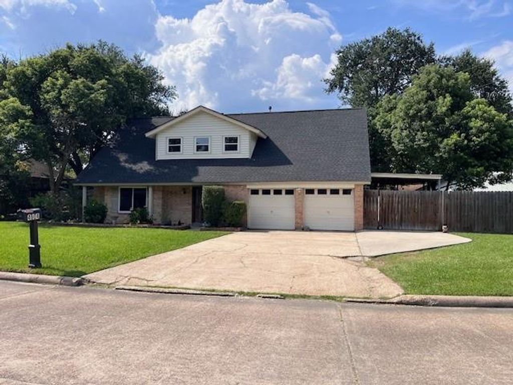 4604 Oak Valley Drive, Orange, TX 77632