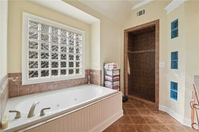 1885 Shoal Creek Boulevard, Decatur, GA 30032