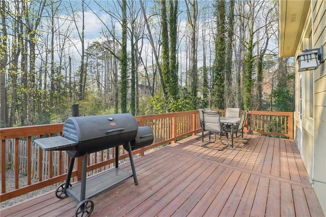 1885 Shoal Creek Boulevard, Decatur, GA 30032