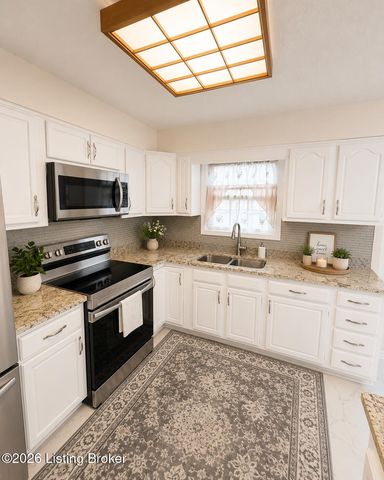 3819 Melda Ln, Louisville, KY 40219