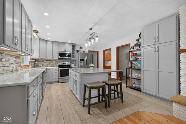 2307 Starlight Drive, Anderson, IN 46012