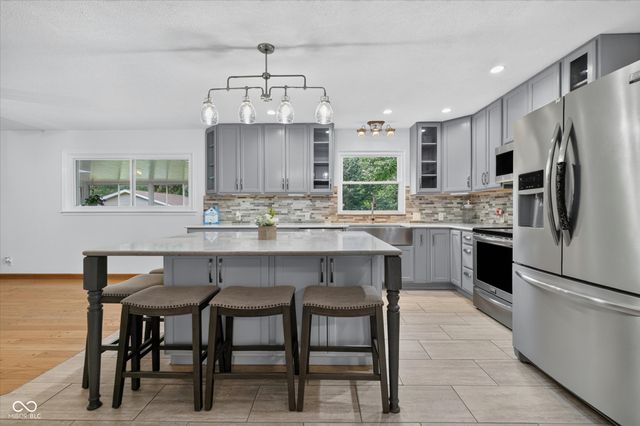 2307 Starlight Drive, Anderson, IN 46012