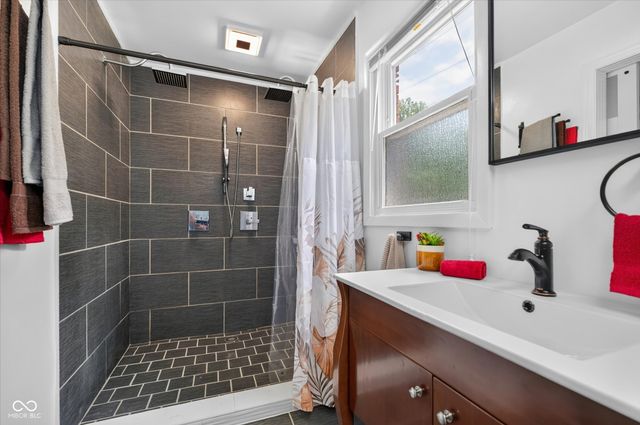 2307 Starlight Drive, Anderson, IN 46012