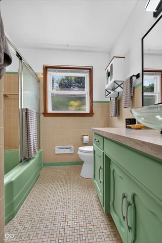2307 Starlight Drive, Anderson, IN 46012