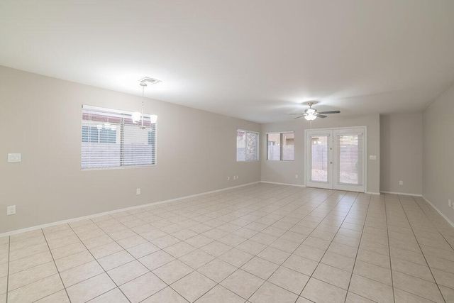 7409 S 37th Glen, Phoenix, AZ 85041