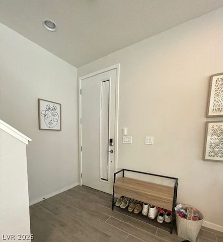 11238 Essence Point 210, Las Vegas, NV 89135