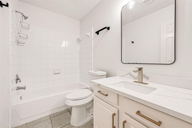 146 S Walden Elms Circle, Spring, TX 77382