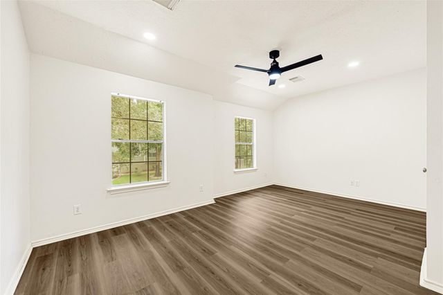 146 S Walden Elms Circle, Spring, TX 77382