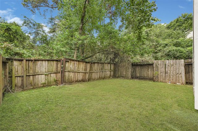 146 S Walden Elms Circle, Spring, TX 77382