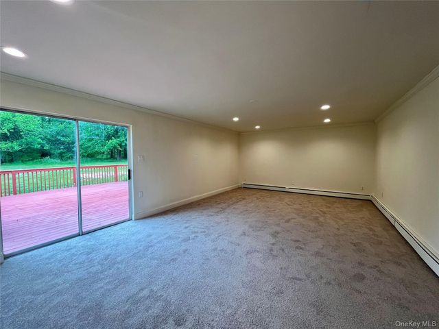 1037 Ridgebury Road, New Hampton, NY 10958