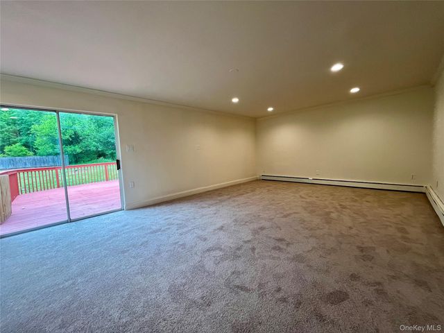 1037 Ridgebury Road, New Hampton, NY 10958