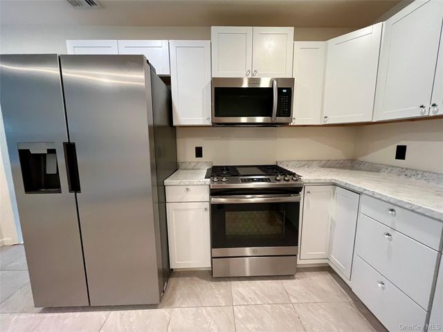 1037 Ridgebury Road, New Hampton, NY 10958