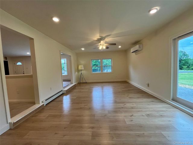1037 Ridgebury Road, New Hampton, NY 10958