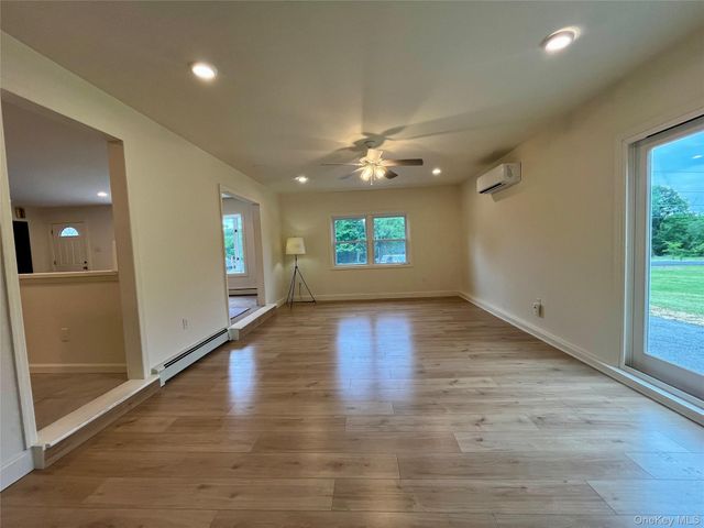 1037 Ridgebury Road, New Hampton, NY 10958
