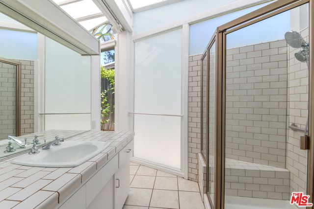 738 Hanley Avenue, Los Angeles, CA 90049