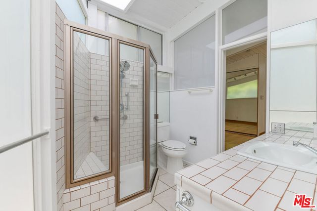738 Hanley Avenue, Los Angeles, CA 90049