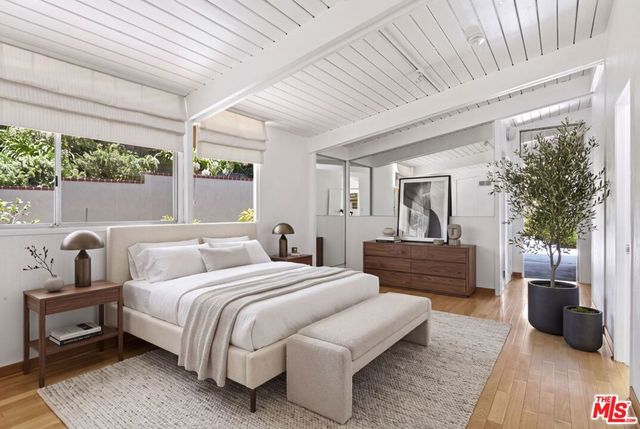 738 Hanley Avenue, Los Angeles, CA 90049