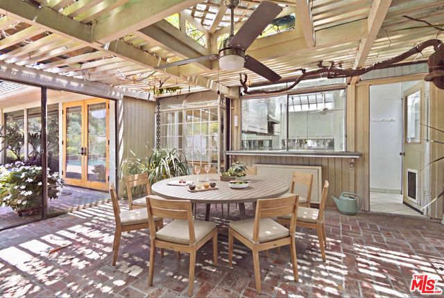 738 Hanley Avenue, Los Angeles, CA 90049