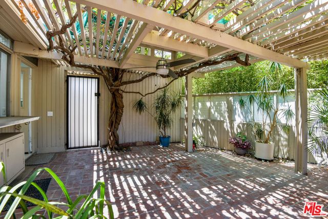 738 Hanley Avenue, Los Angeles, CA 90049