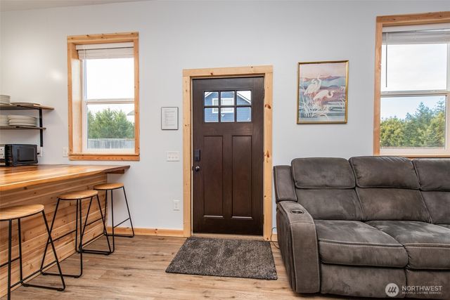 132 Milky Way, Sequim, WA 98382