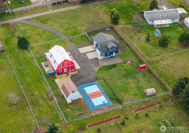 132 Milky Way, Sequim, WA 98382