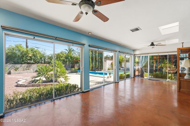 3813 E Calle De Soto, Tucson, AZ 85716