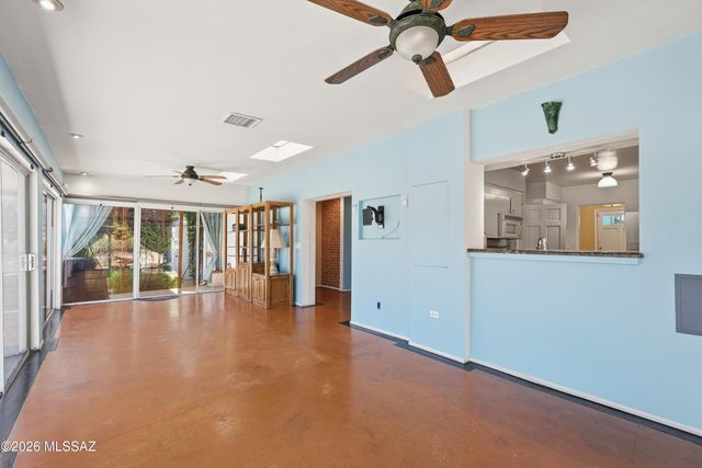 3813 E Calle De Soto, Tucson, AZ 85716