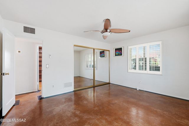 3813 E Calle De Soto, Tucson, AZ 85716