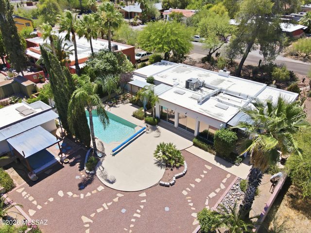 3813 E Calle De Soto, Tucson, AZ 85716