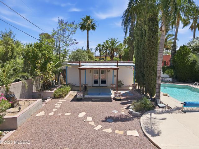 3813 E Calle De Soto, Tucson, AZ 85716