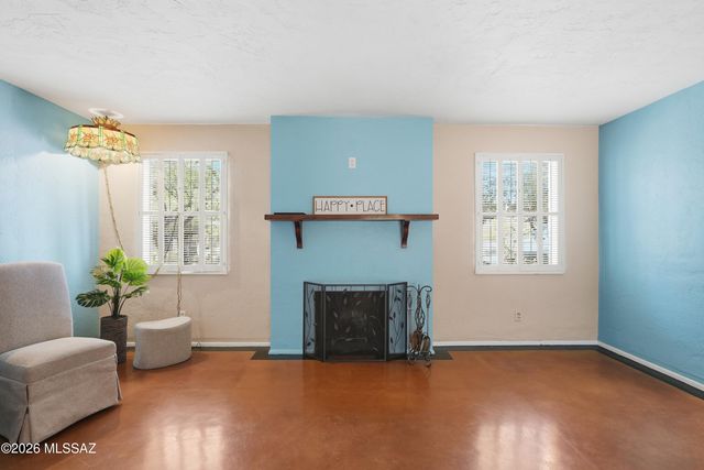 3813 E Calle De Soto, Tucson, AZ 85716