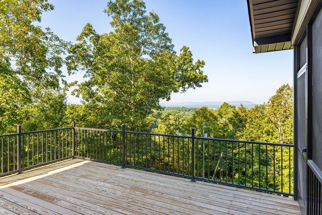 1015 Panorama Drive, Chattanooga, TN 37421