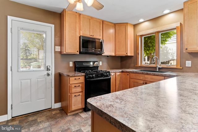 4014 GREEN ST, Harrisburg, PA 17110