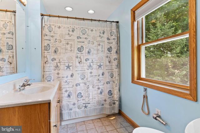 4014 GREEN ST, Harrisburg, PA 17110
