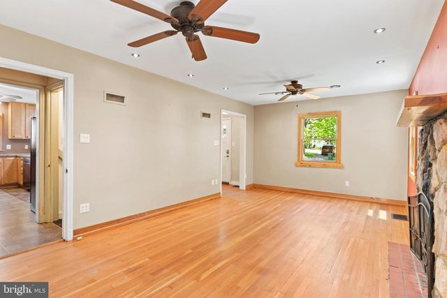 4014 GREEN ST, Harrisburg, PA 17110