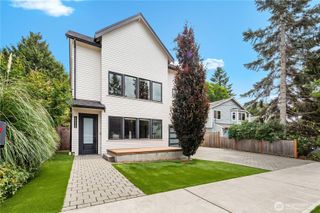 6538 11th Avenue NW #1, Seattle, WA 98117
