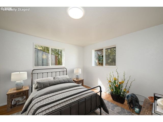 2745 W JAY Ave, Roseburg, OR 97471