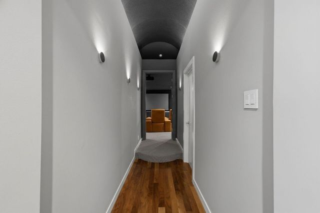 3 Farington Way, The Woodlands, TX 77382